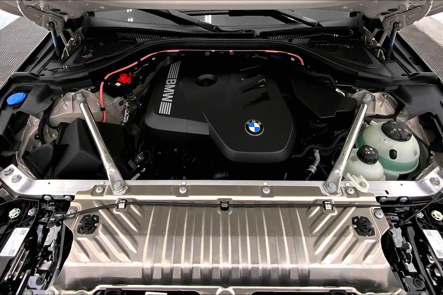 Thumbnail: 2025 BMW X3 - 9