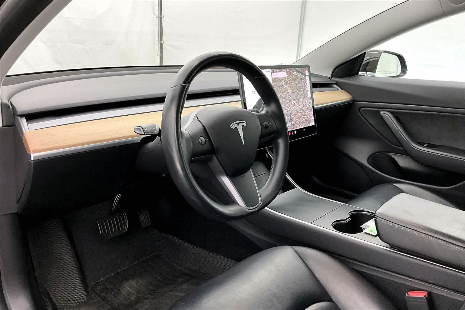 Thumbnail: 2019 Tesla Model 3 - 2
