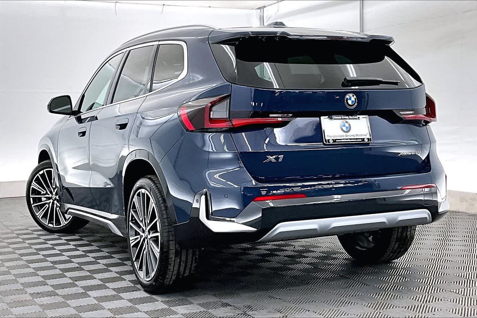 Thumbnail: 2026 BMW X1 - 4