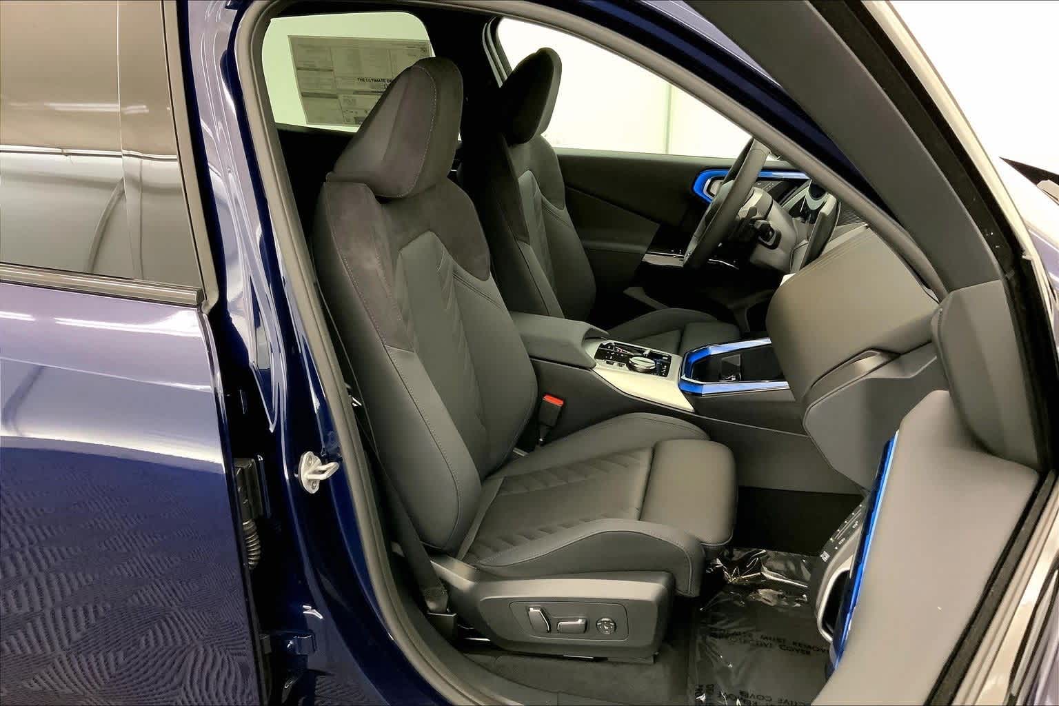 Thumbnail: 2026 BMW X3 - 14