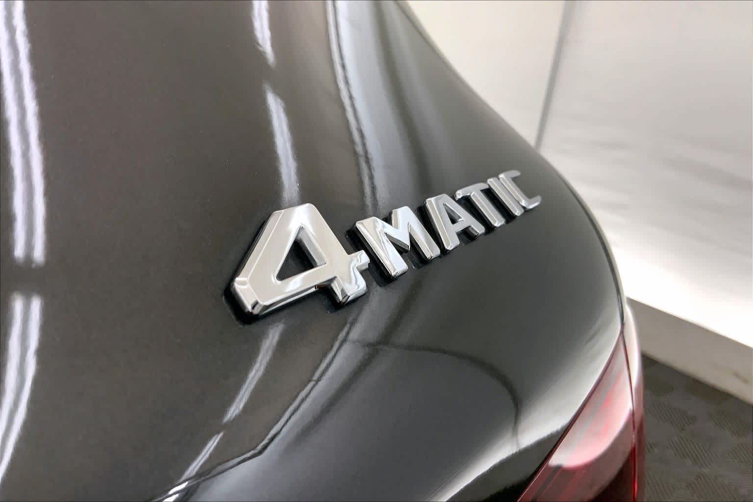 Thumbnail: 2022 Mercedes-Benz GLC - 7