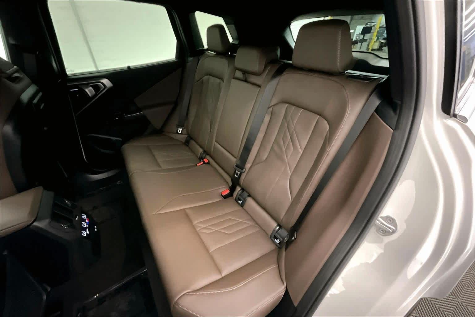 Thumbnail: 2026 BMW X3 - 13