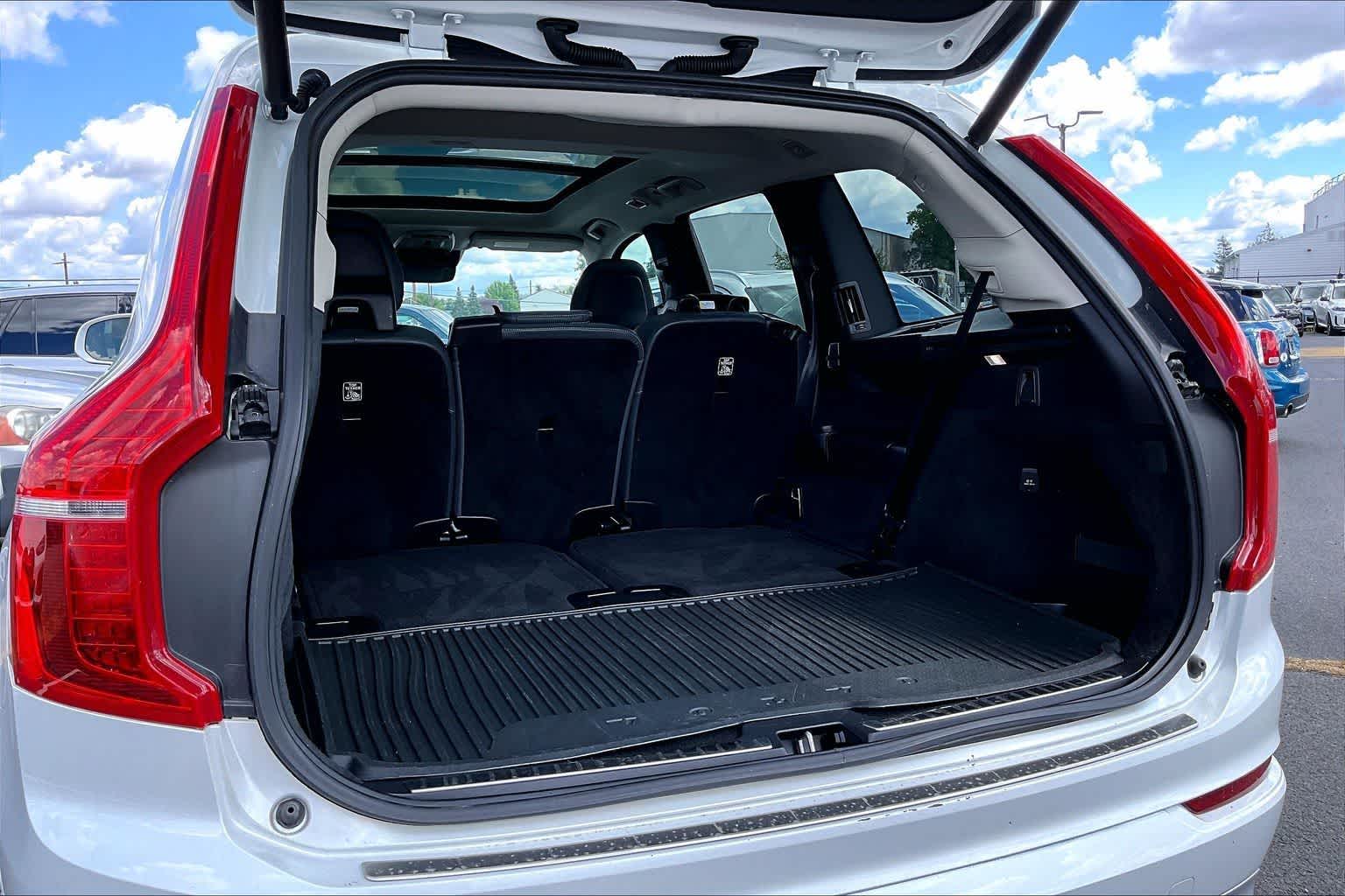 Thumbnail: 2020 Volvo XC90 - 19