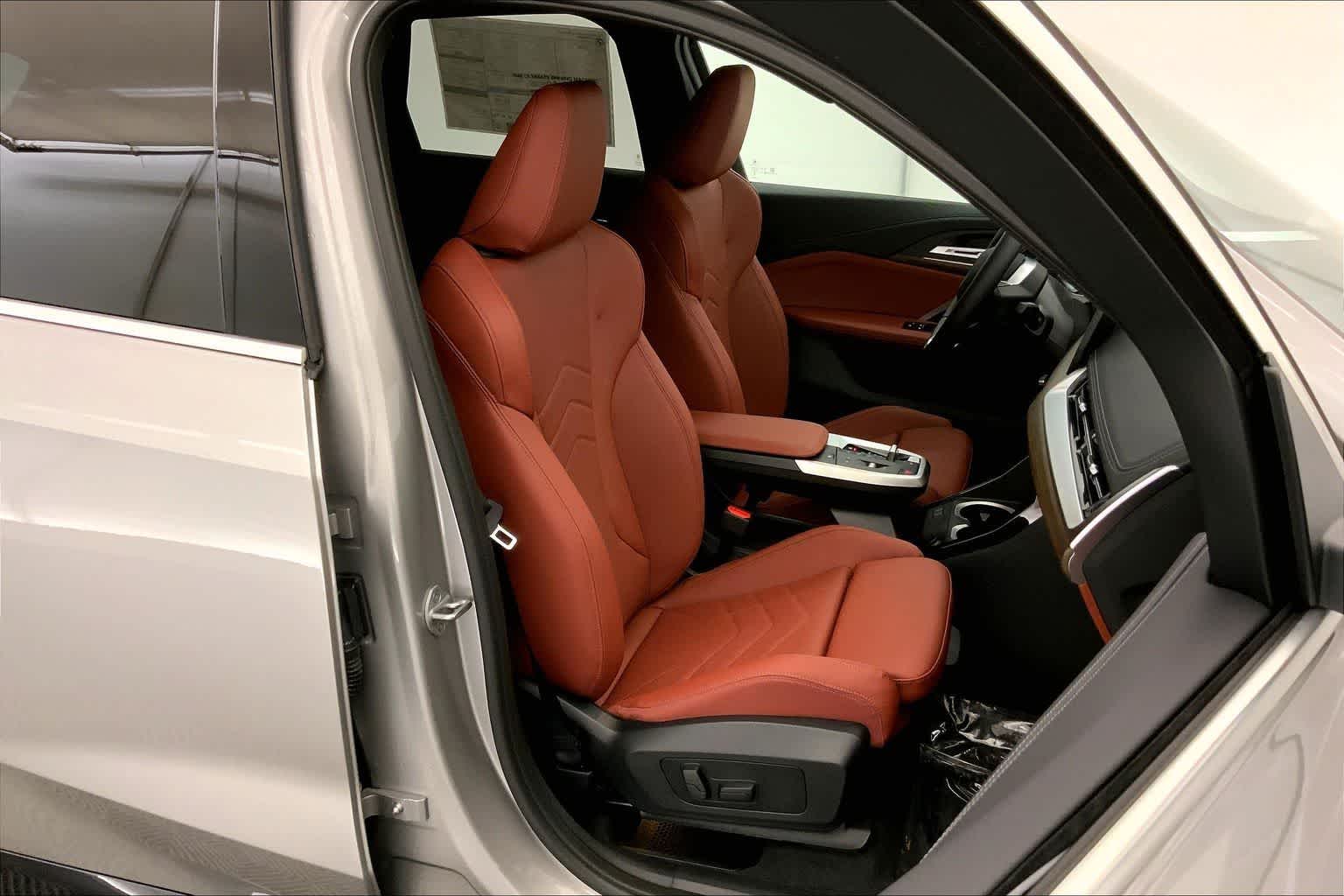 Thumbnail: 2026 BMW X1 - 14