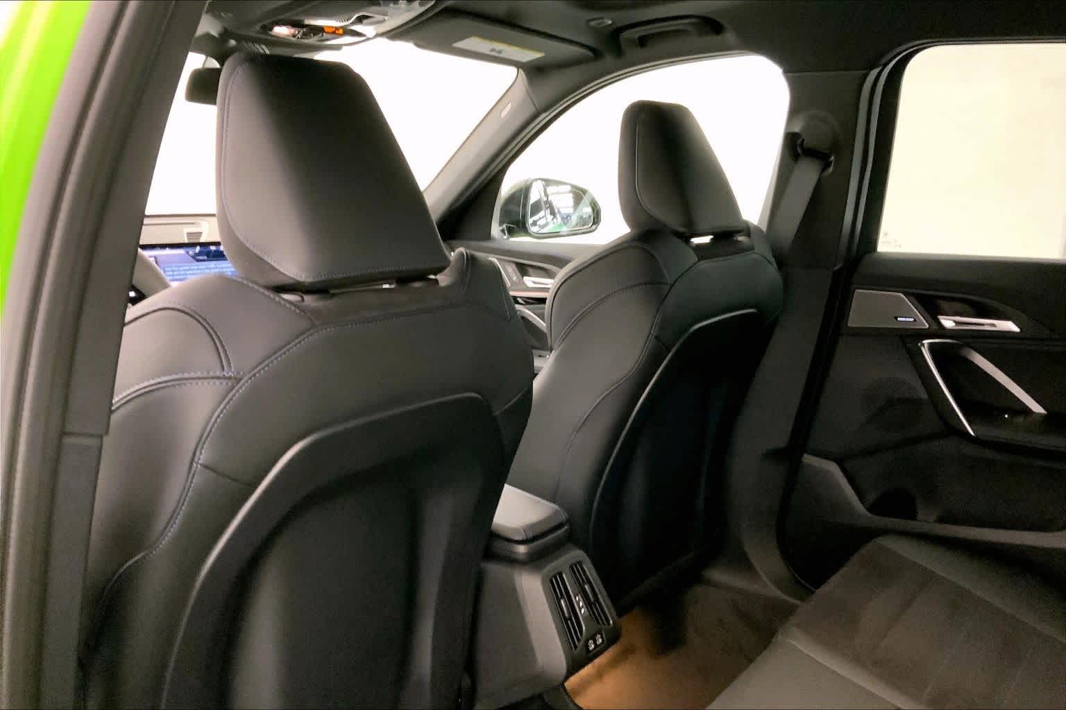 Thumbnail: 2026 BMW X1 - 12