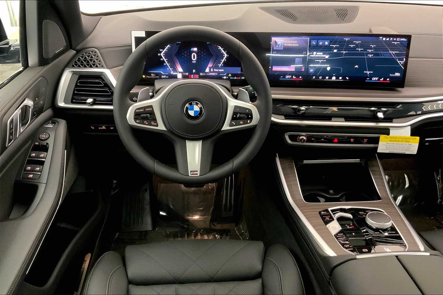 Thumbnail: 2026 BMW X5 - 15