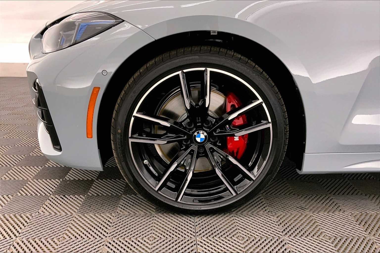 Thumbnail: 2026 BMW 4 Series - 8