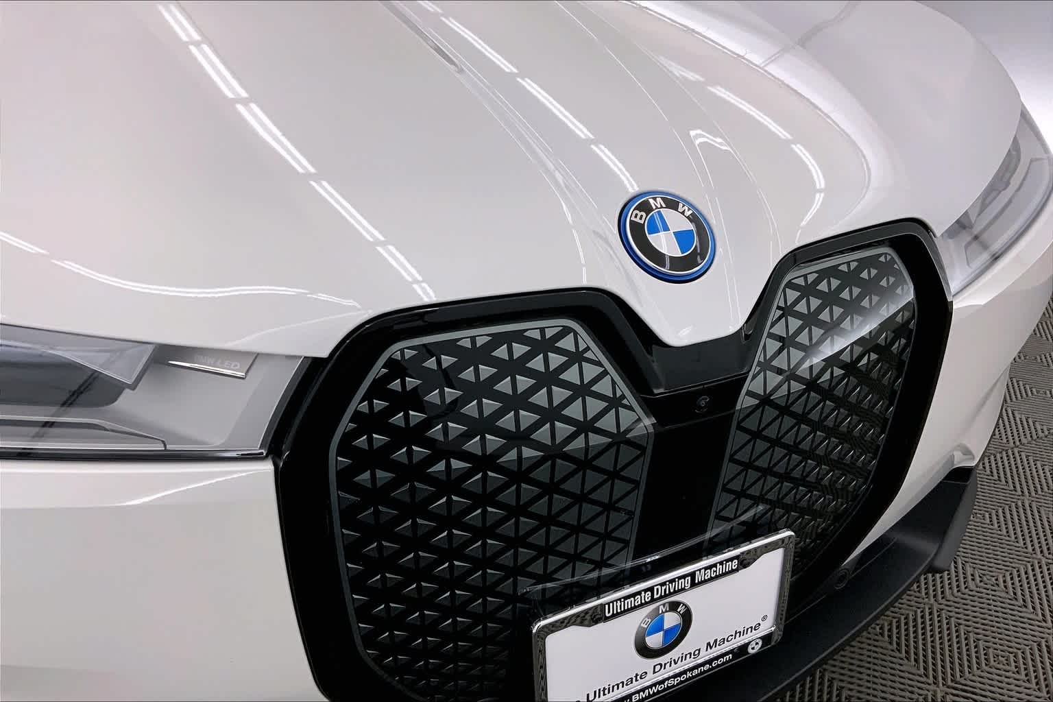 Thumbnail: 2025 BMW iX - 33