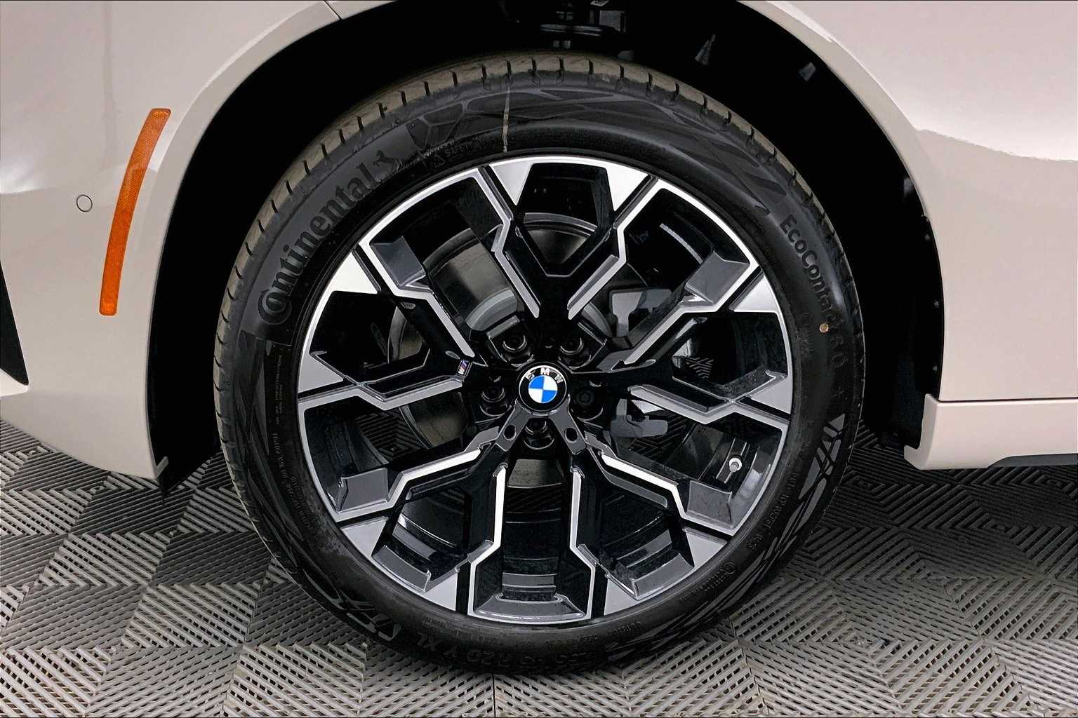 2025 BMW X3 3.0i 8