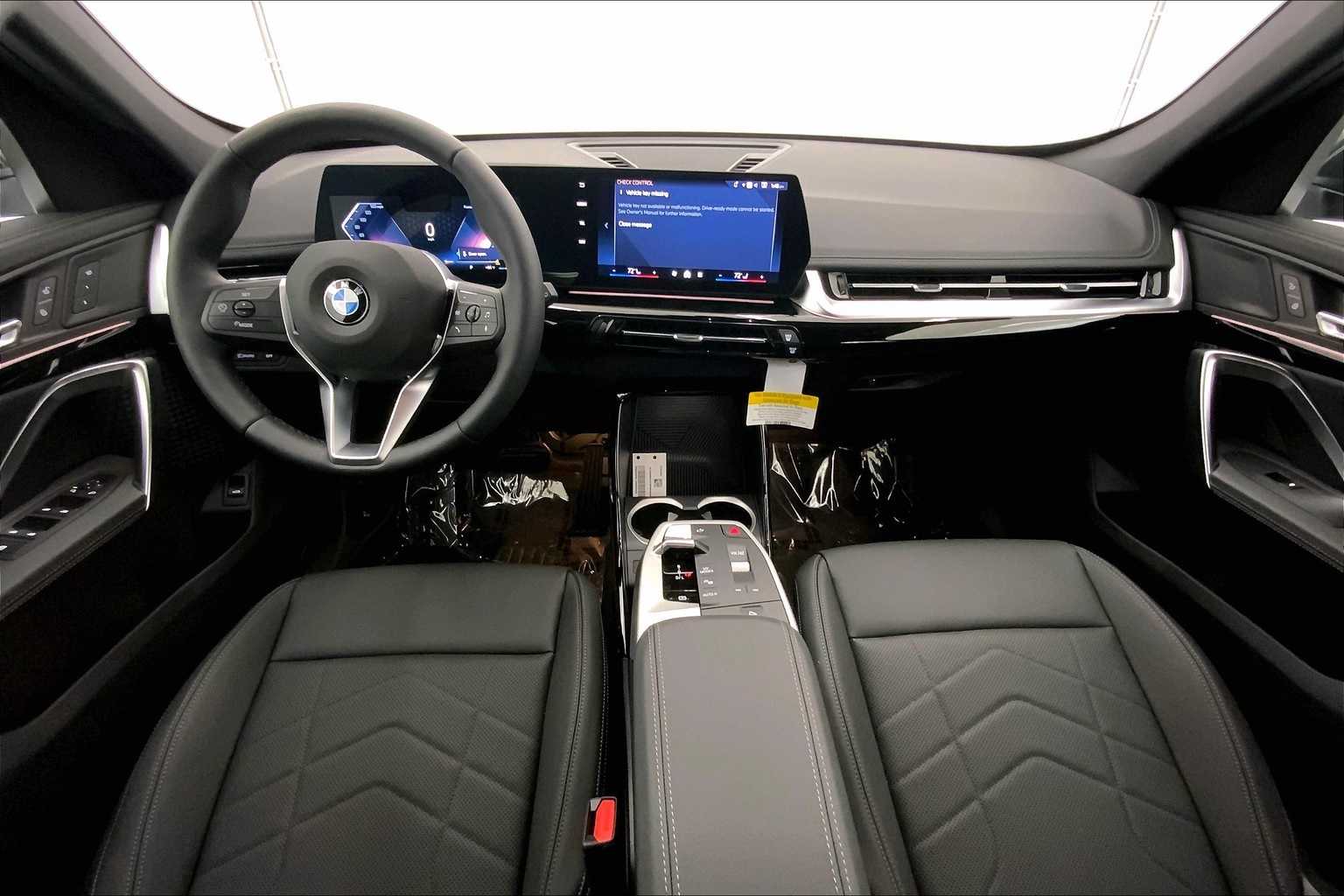 Thumbnail: 2025 BMW X1 - 10