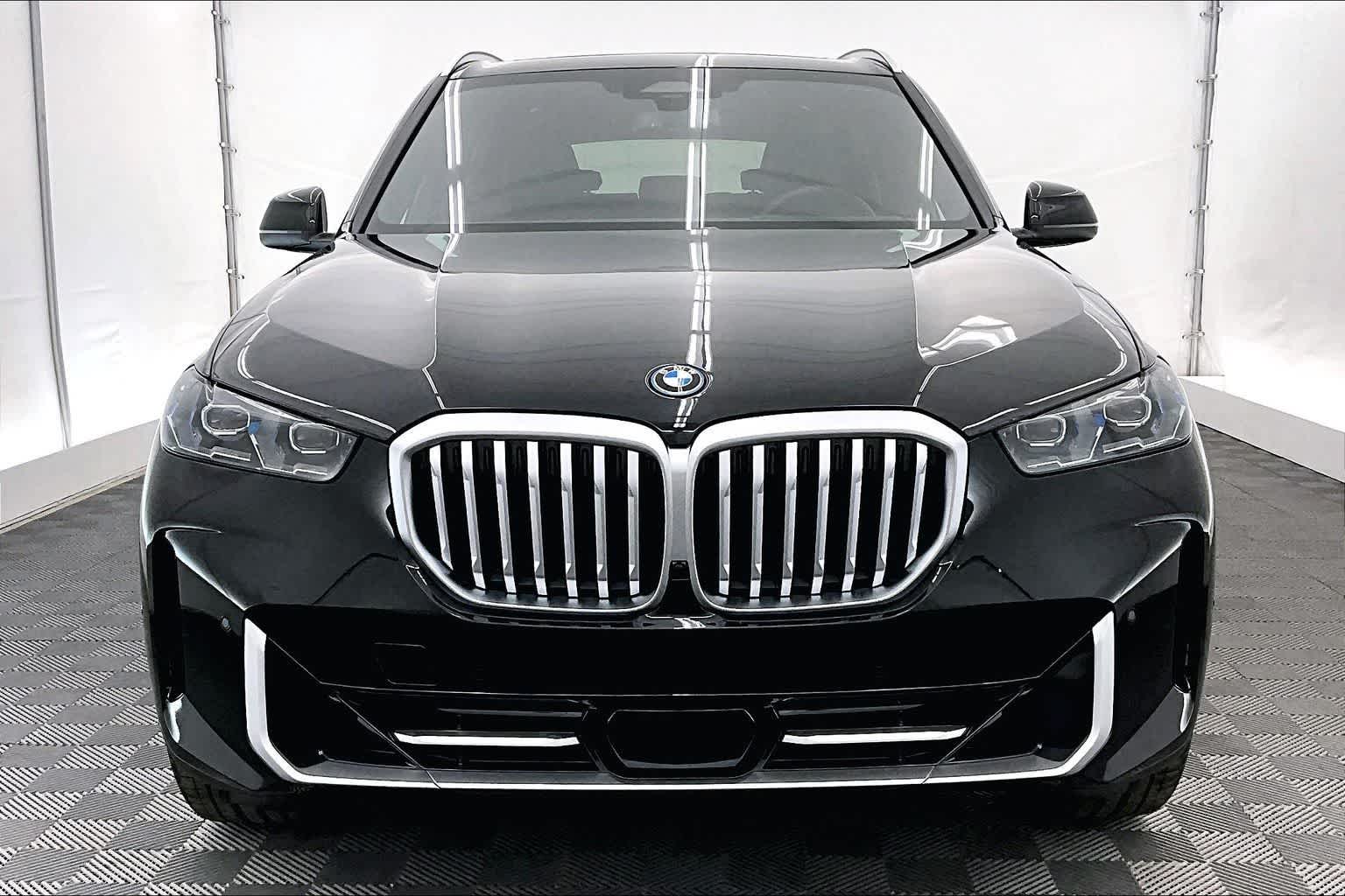 Thumbnail: 2026 BMW X5 - 6