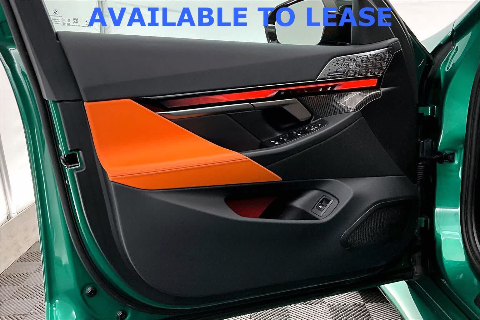 Thumbnail: 2025 BMW M5 - 27