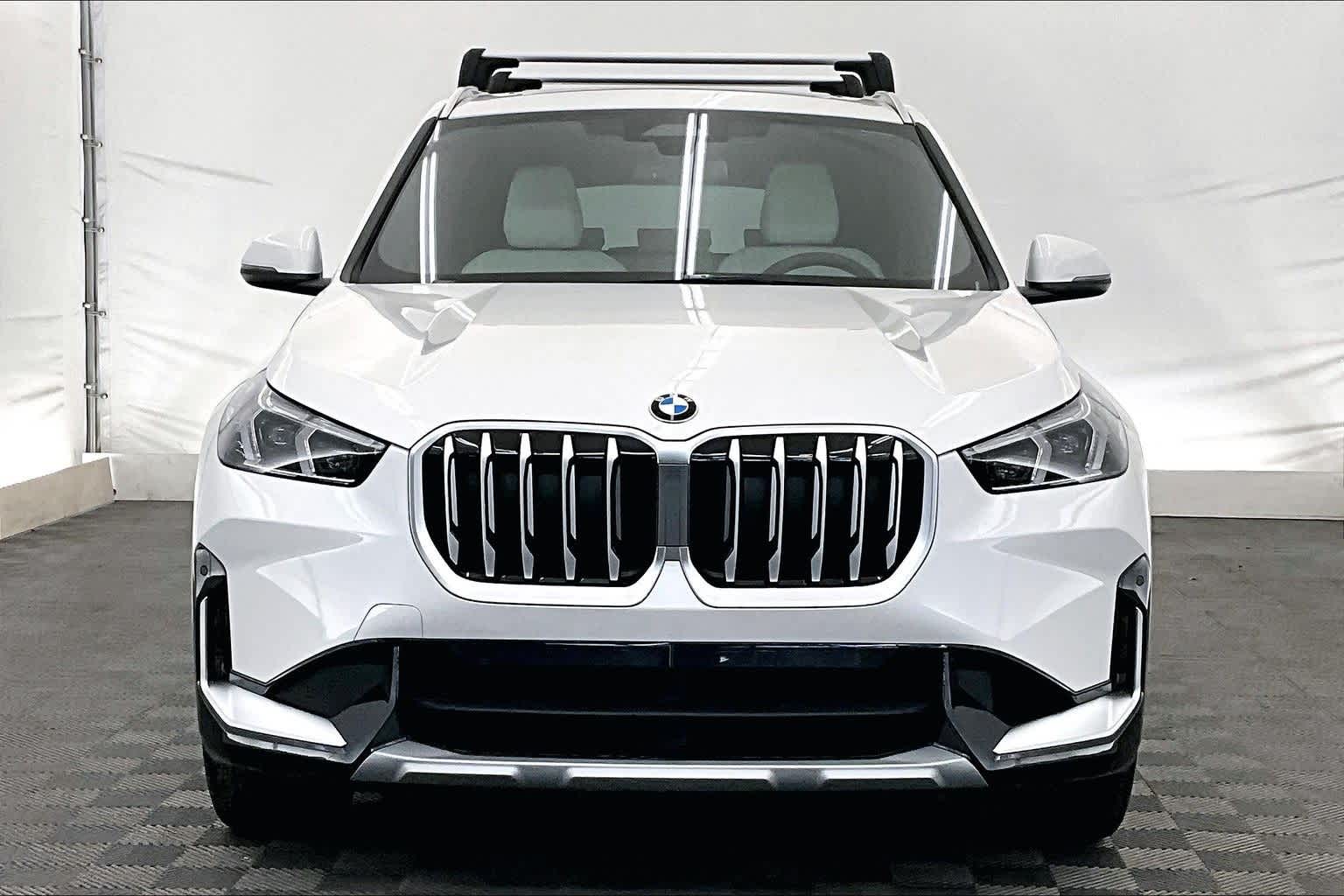 Thumbnail: 2026 BMW X1 - 6