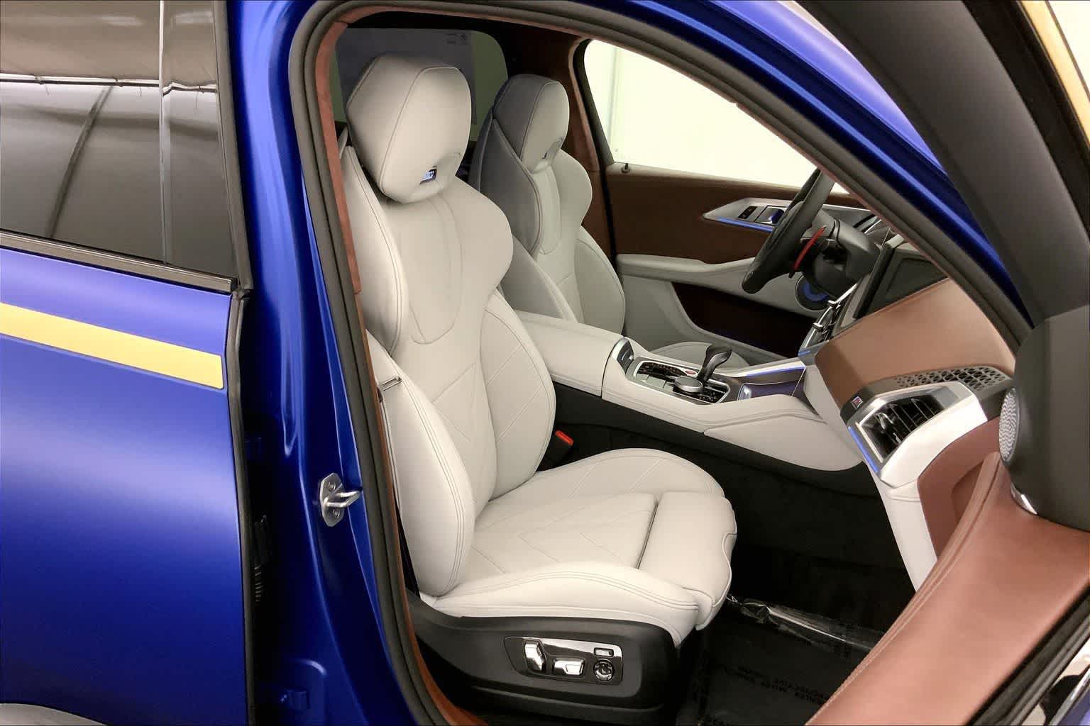 Thumbnail: 2026 BMW XM - 14