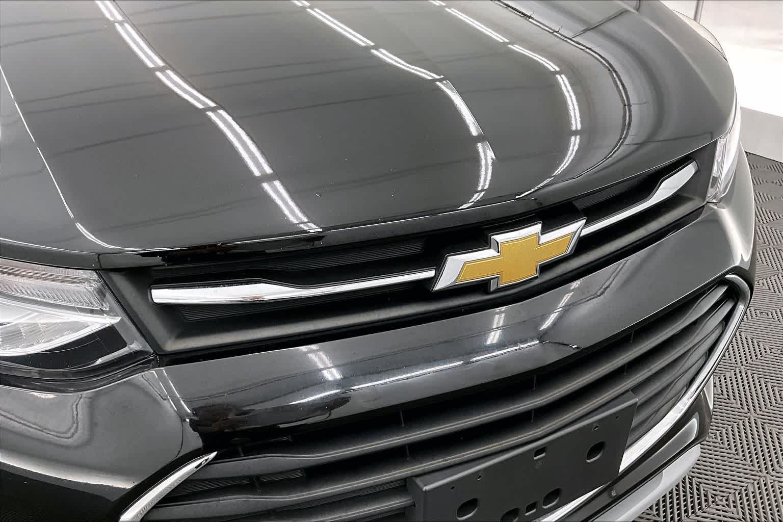 Thumbnail: 2020 Chevrolet Trax - 33