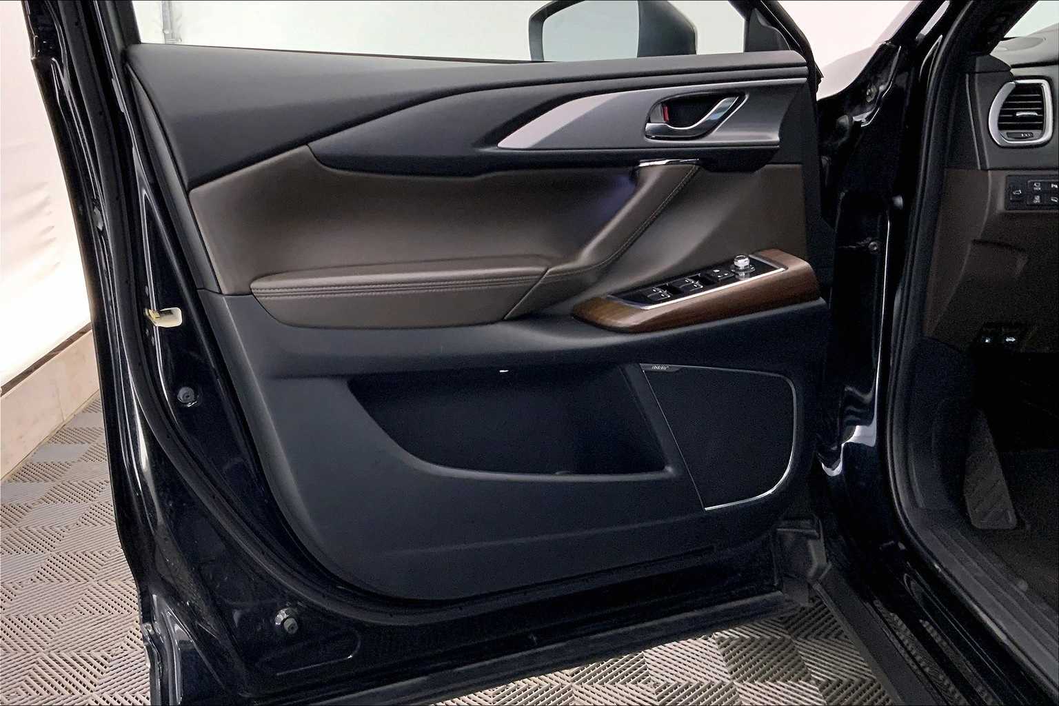 2023 Mazda CX-9 Signature 27