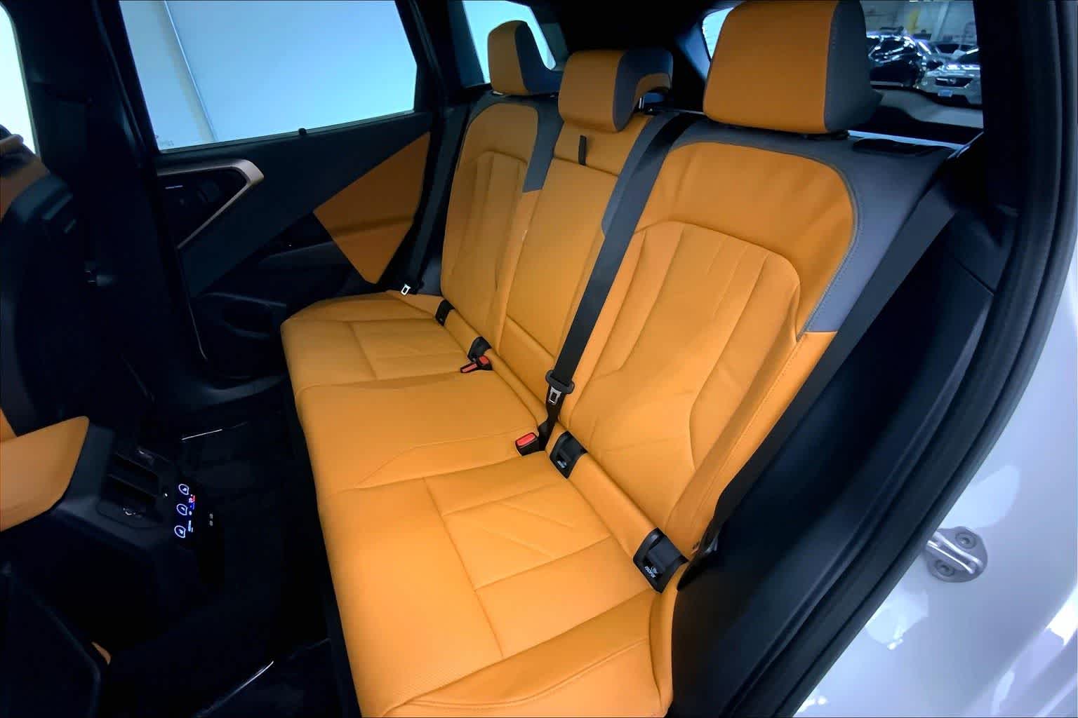 Thumbnail: 2025 BMW X3 - 13