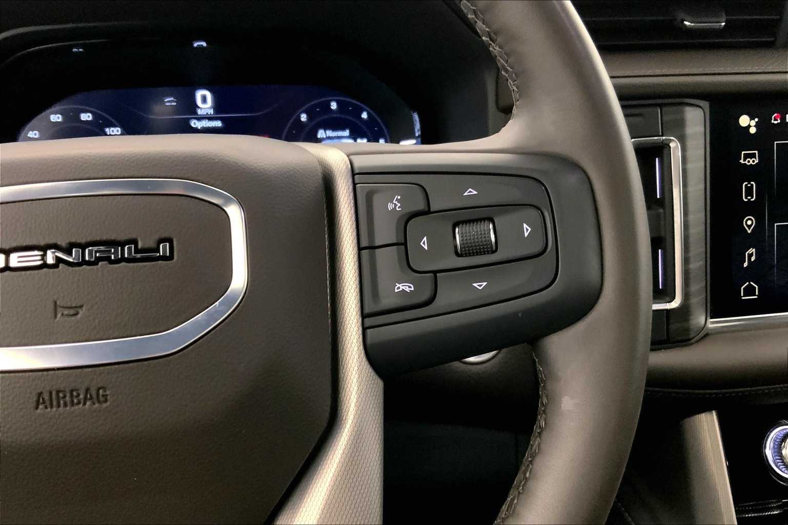Thumbnail: 2024 GMC Yukon - 25