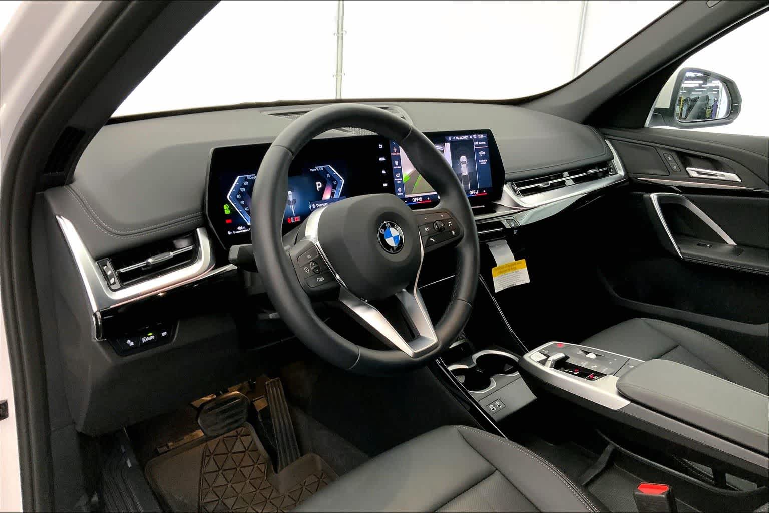 Thumbnail: 2025 BMW X1 - 2