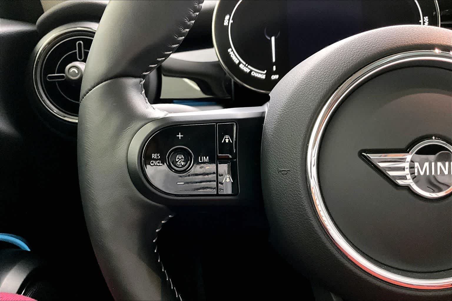 Thumbnail: 2024 MINI Cooper Hardtop - 23