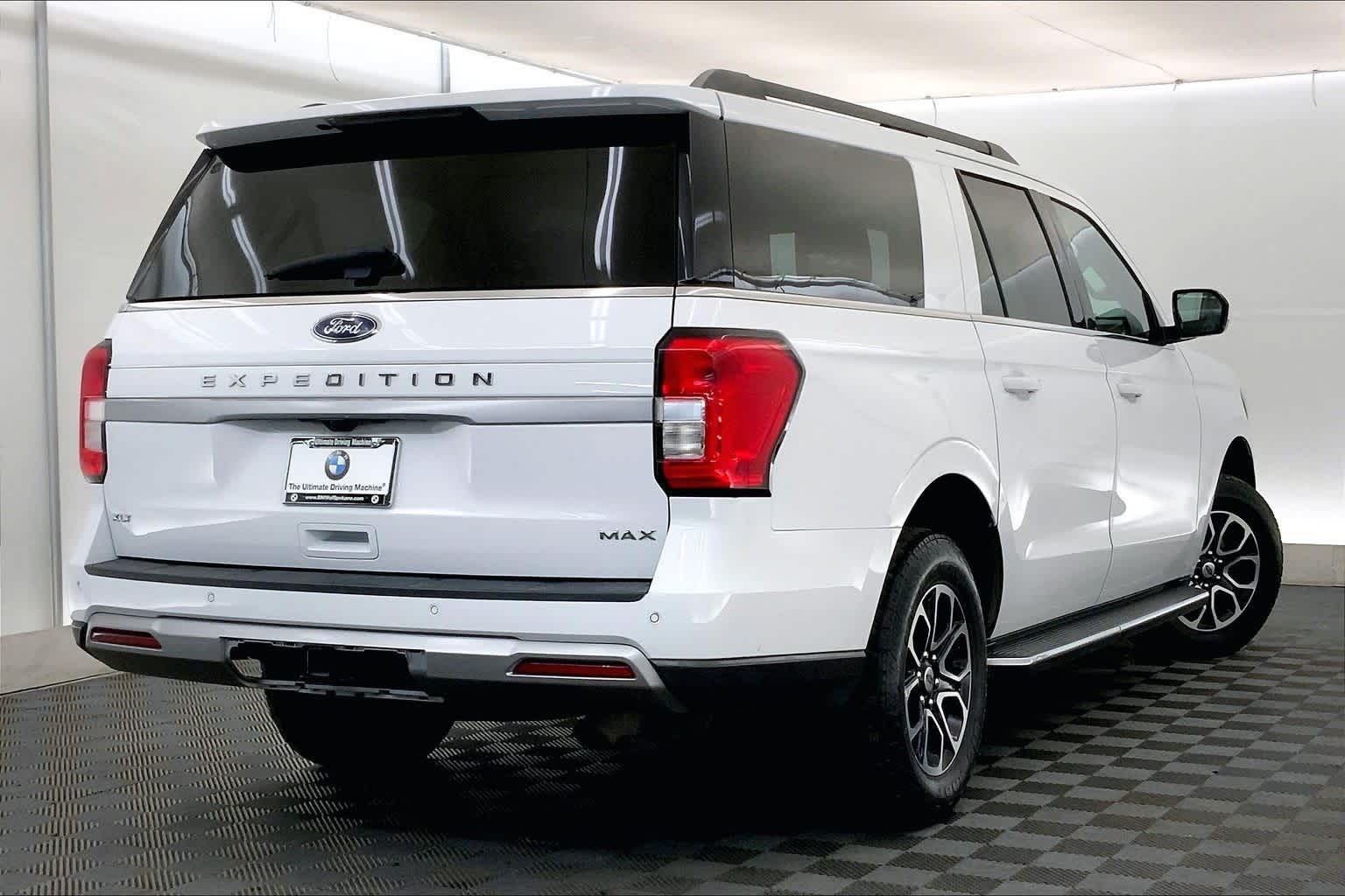 Thumbnail: 2022 Ford Expedition MAX - 22