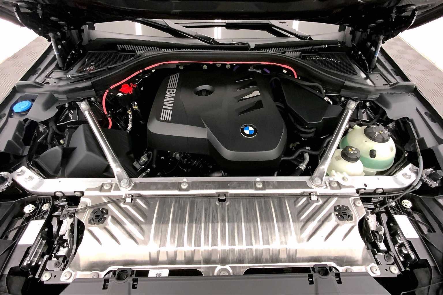 Thumbnail: 2025 BMW X3 - 9