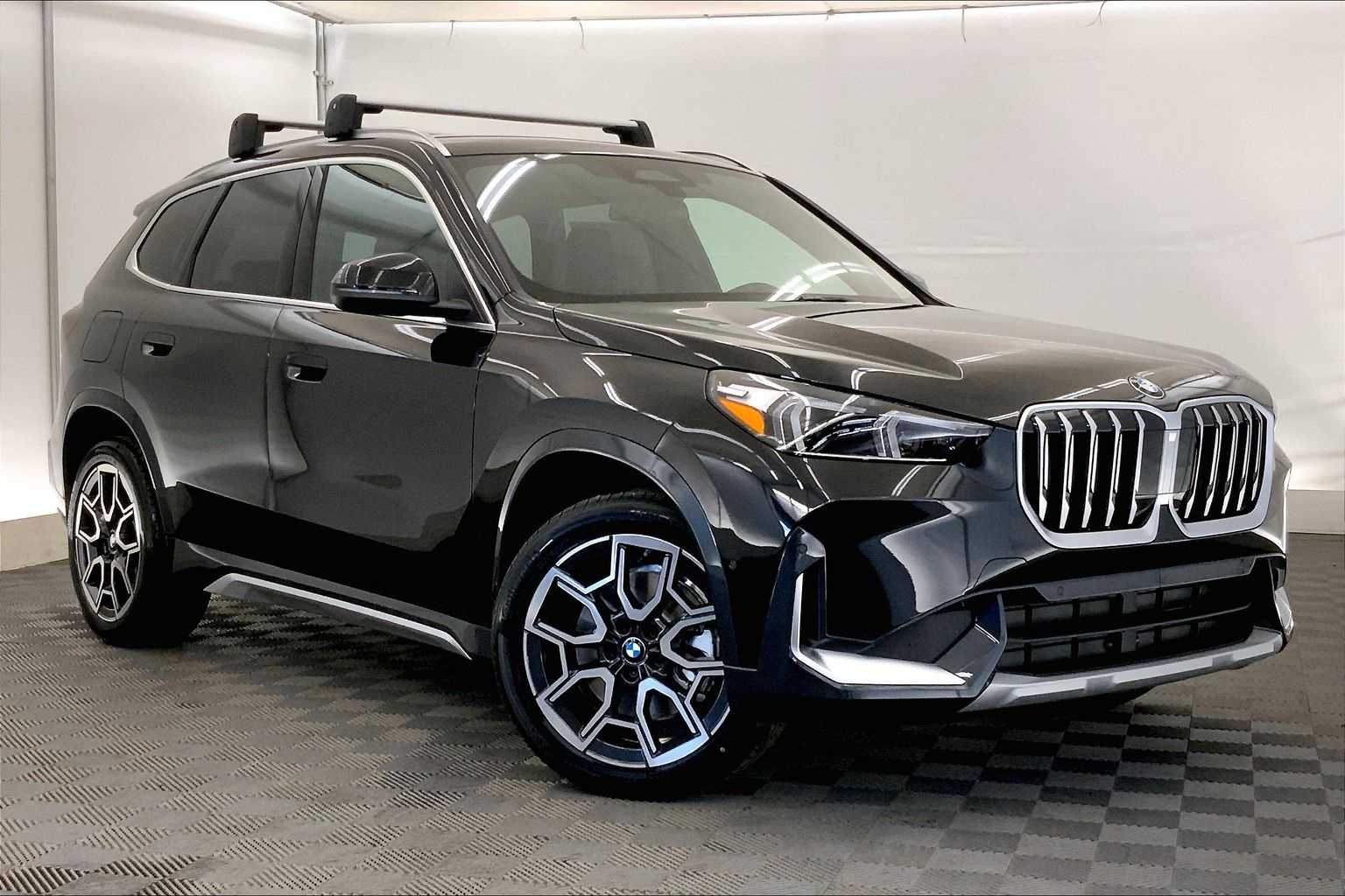 Thumbnail: 2025 BMW X1 - 21