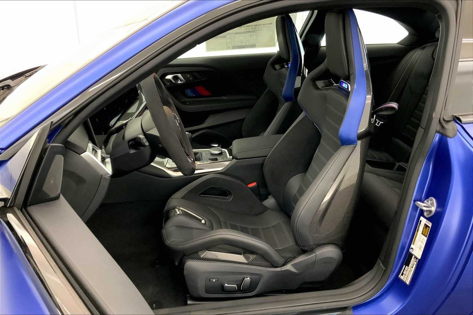 Thumbnail: 2025 BMW M2 - 11