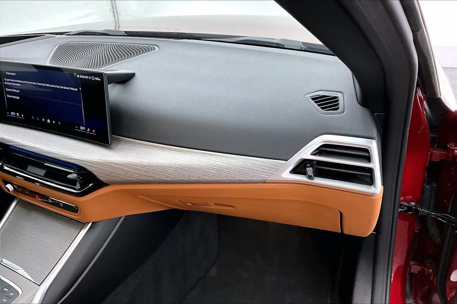 Thumbnail: 2025 BMW i4 - 23