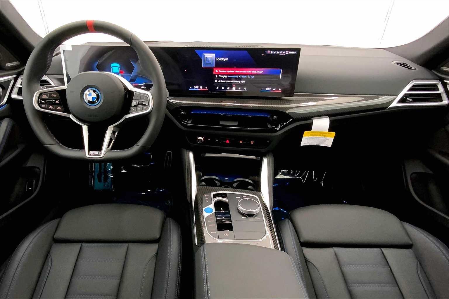 Thumbnail: 2025 BMW i4 - 10