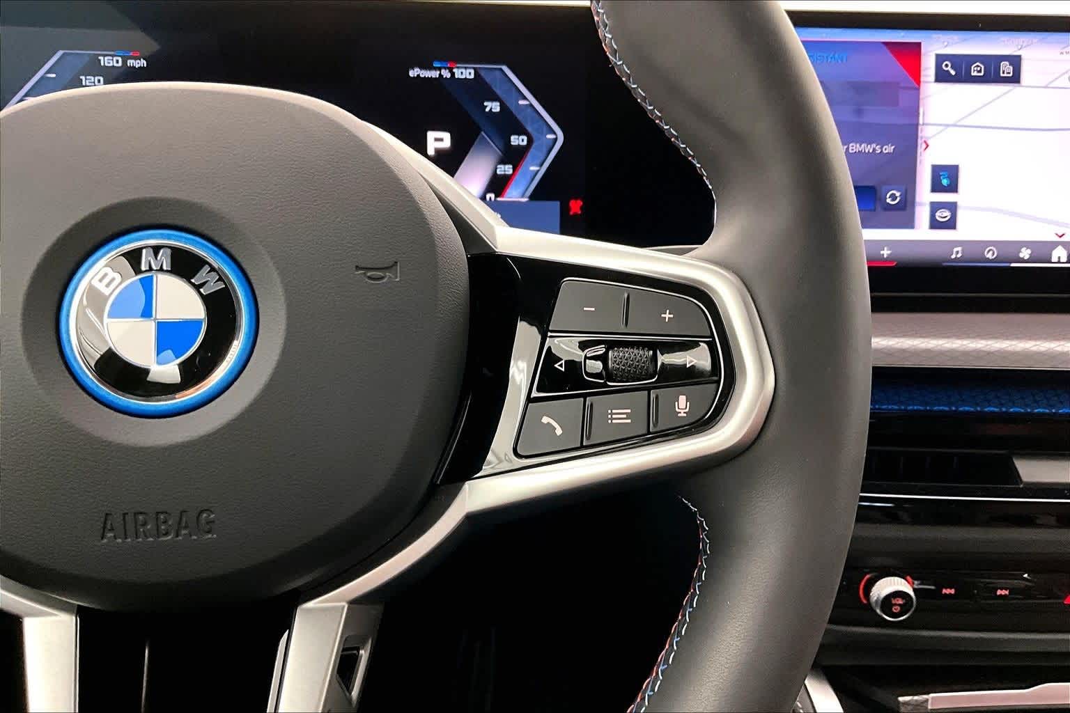 Thumbnail: 2025 BMW i4 - 25