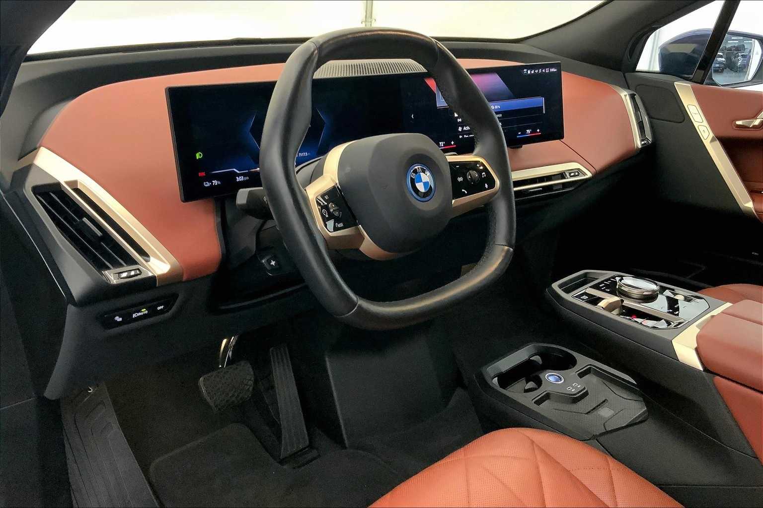 Thumbnail: 2023 BMW iX - 2