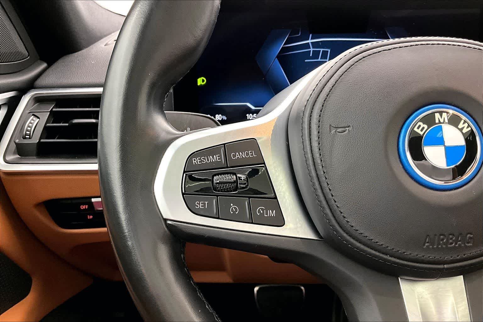 Thumbnail: 2023 BMW i4 - 24