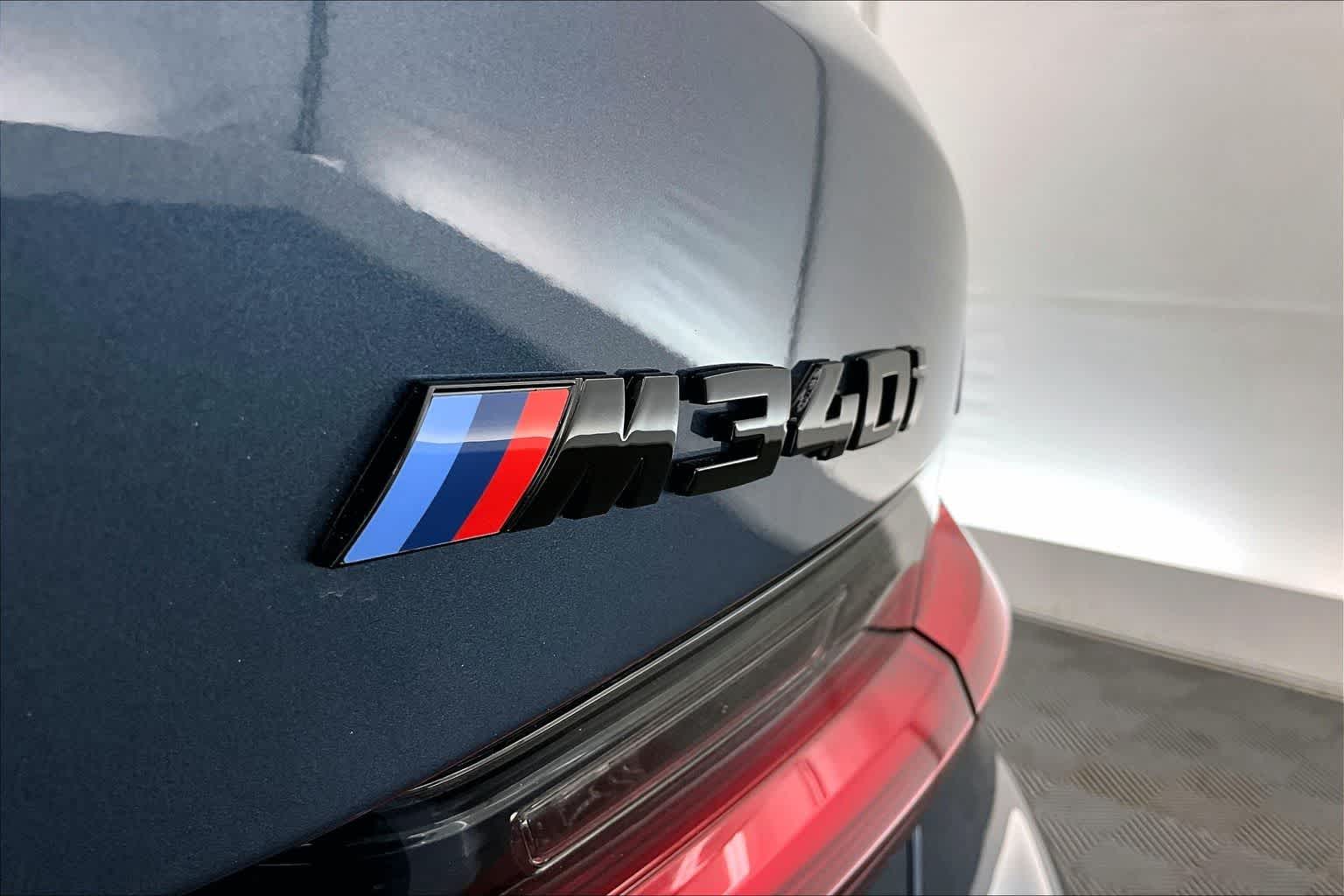 Thumbnail: 2026 BMW 3 Series - 7