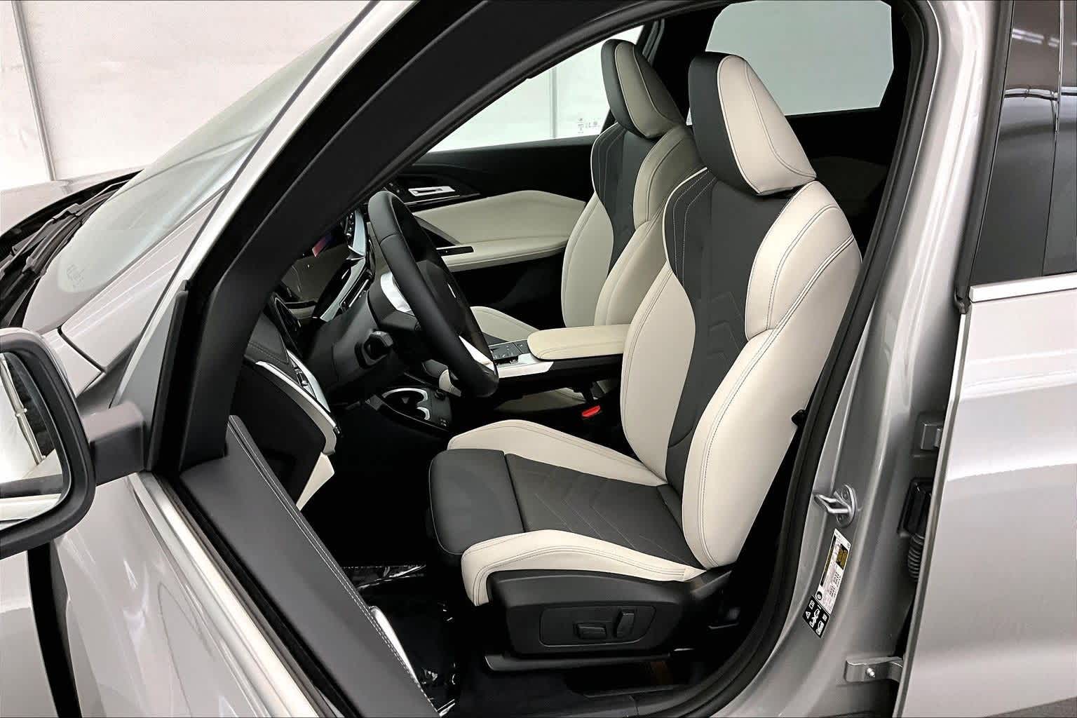 Thumbnail: 2026 BMW X1 - 11