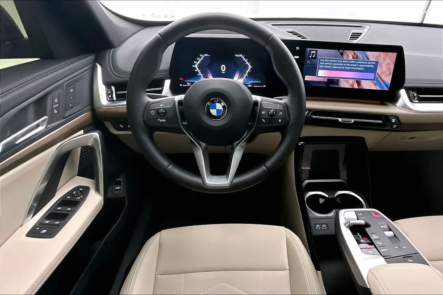 Thumbnail: 2025 BMW X1 - 14