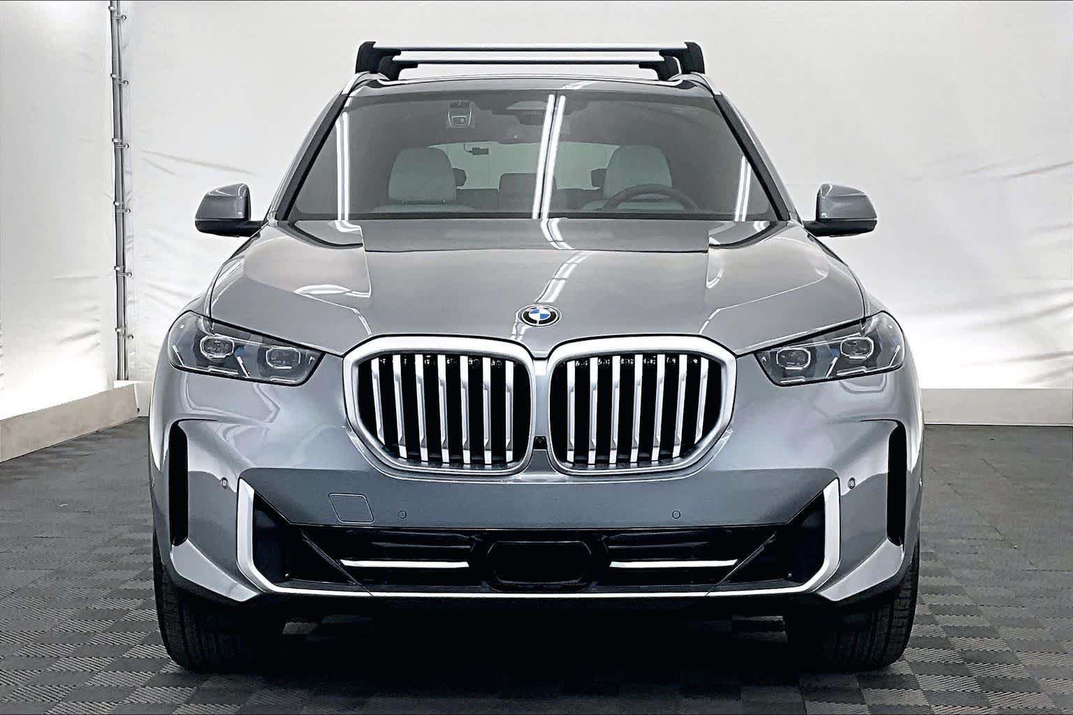 Thumbnail: 2026 BMW X5 - 6