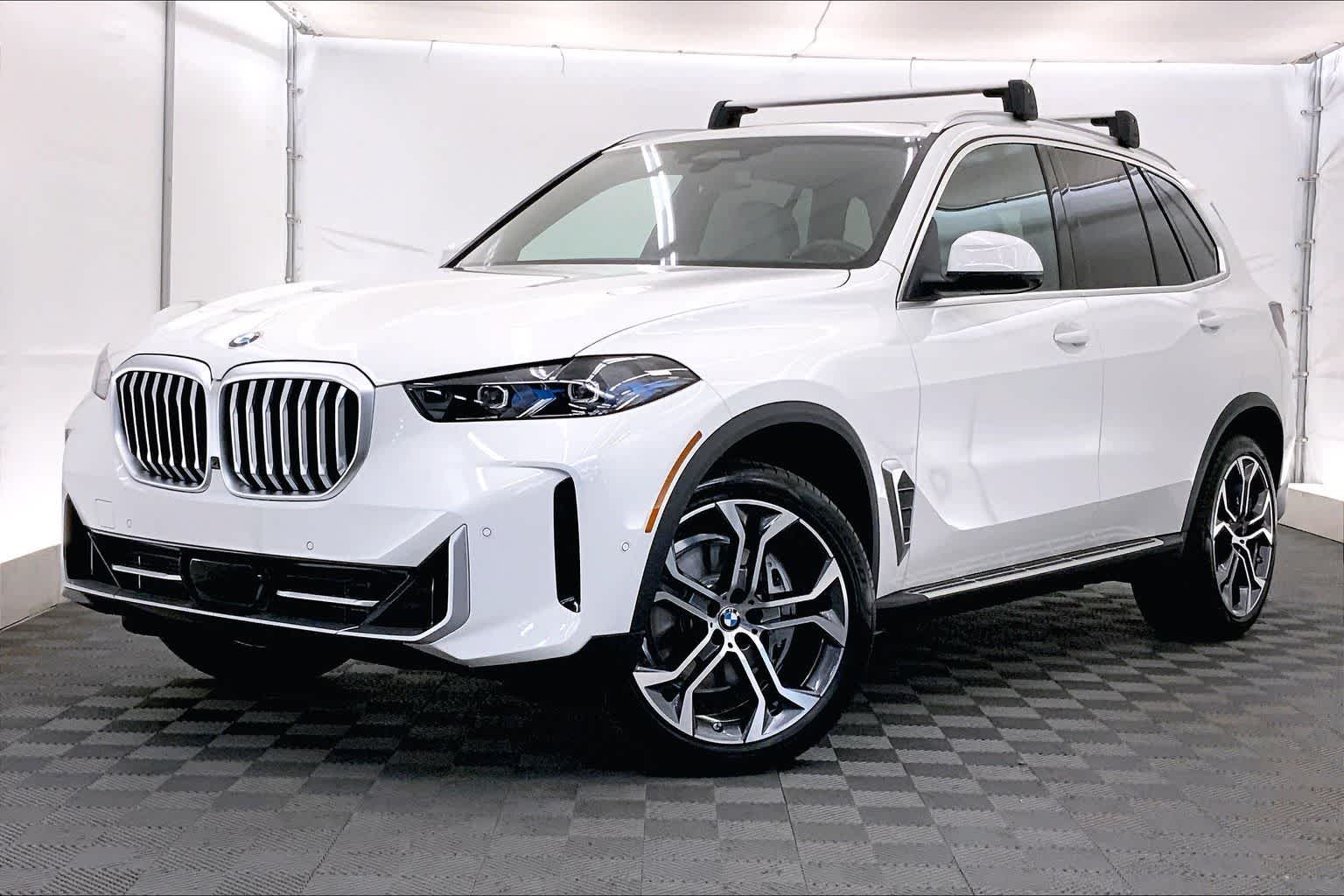 Thumbnail: 2026 BMW X5 - 1