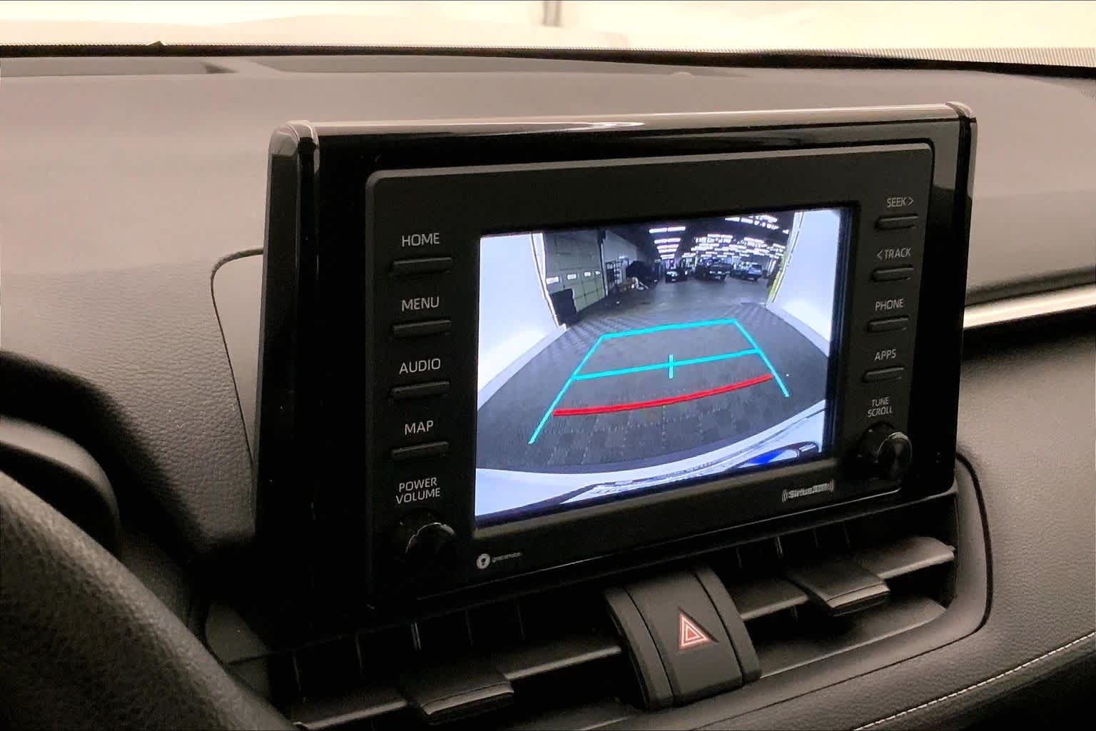 Thumbnail: 2021 Toyota RAV4 - 26