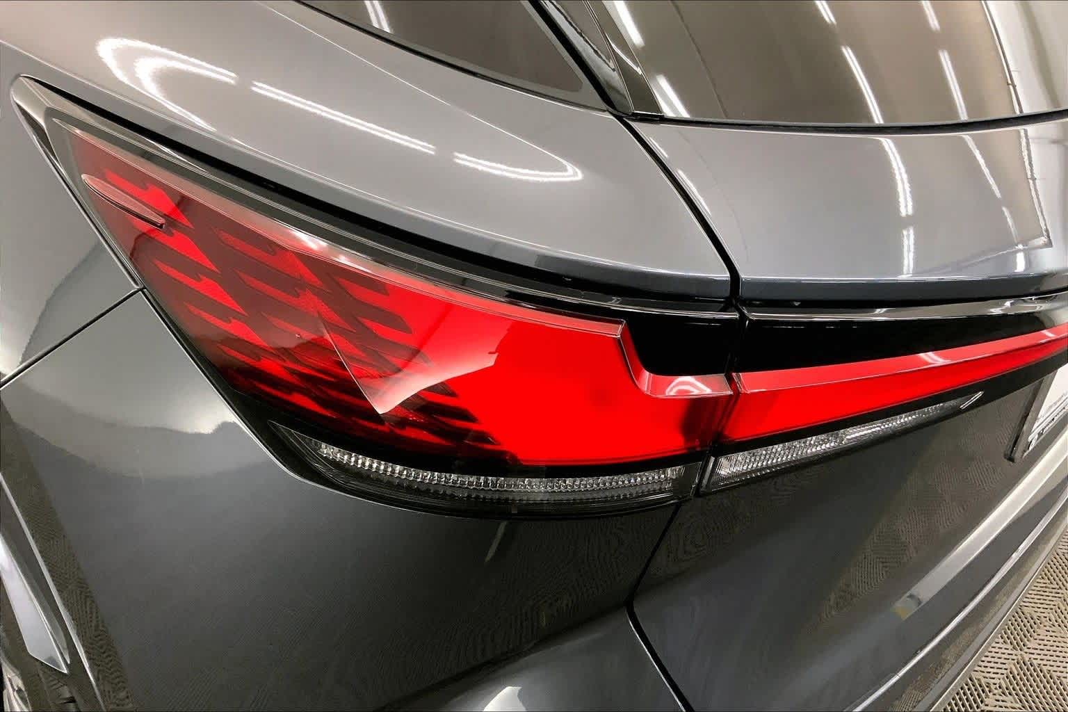 Thumbnail: 2025 Lexus RX - 32