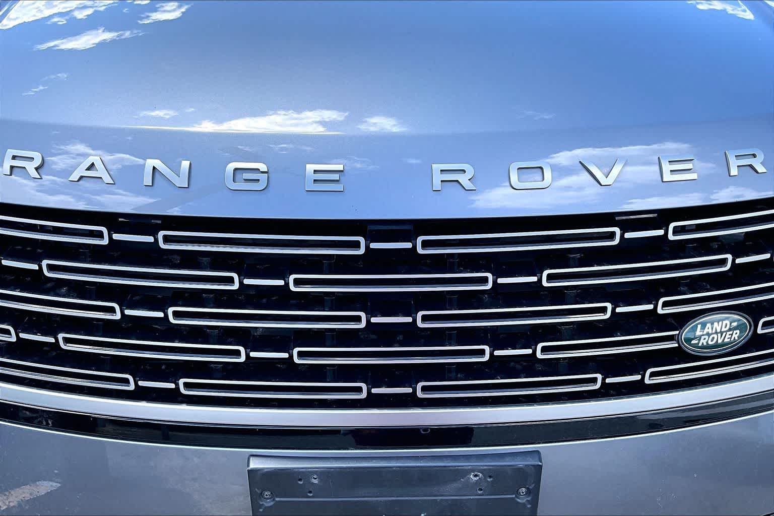 Thumbnail: 2023 Land Rover Range Rover - 18