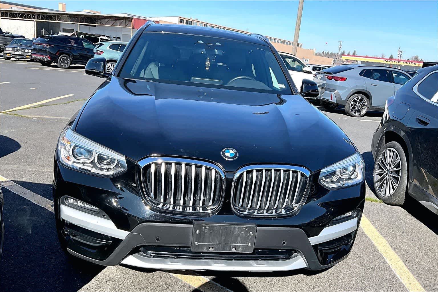 Thumbnail: 2021 BMW X3 - 6