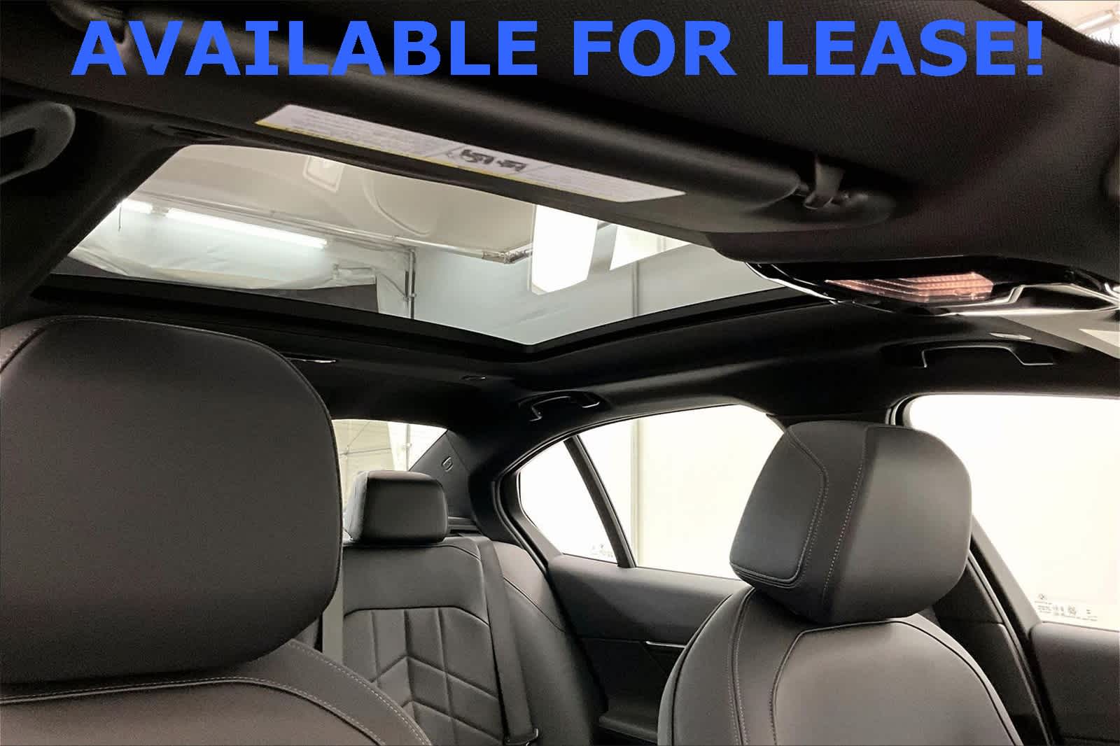 Thumbnail: 2025 BMW 5 Series - 30