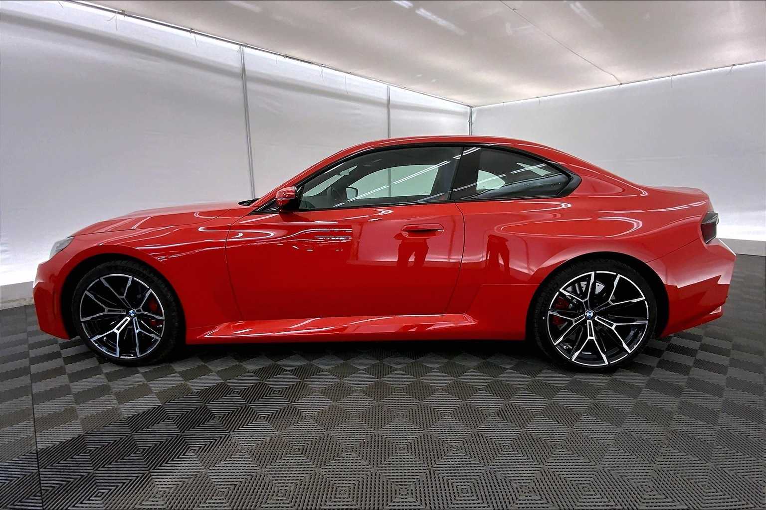 Thumbnail: 2024 BMW M2 - 3