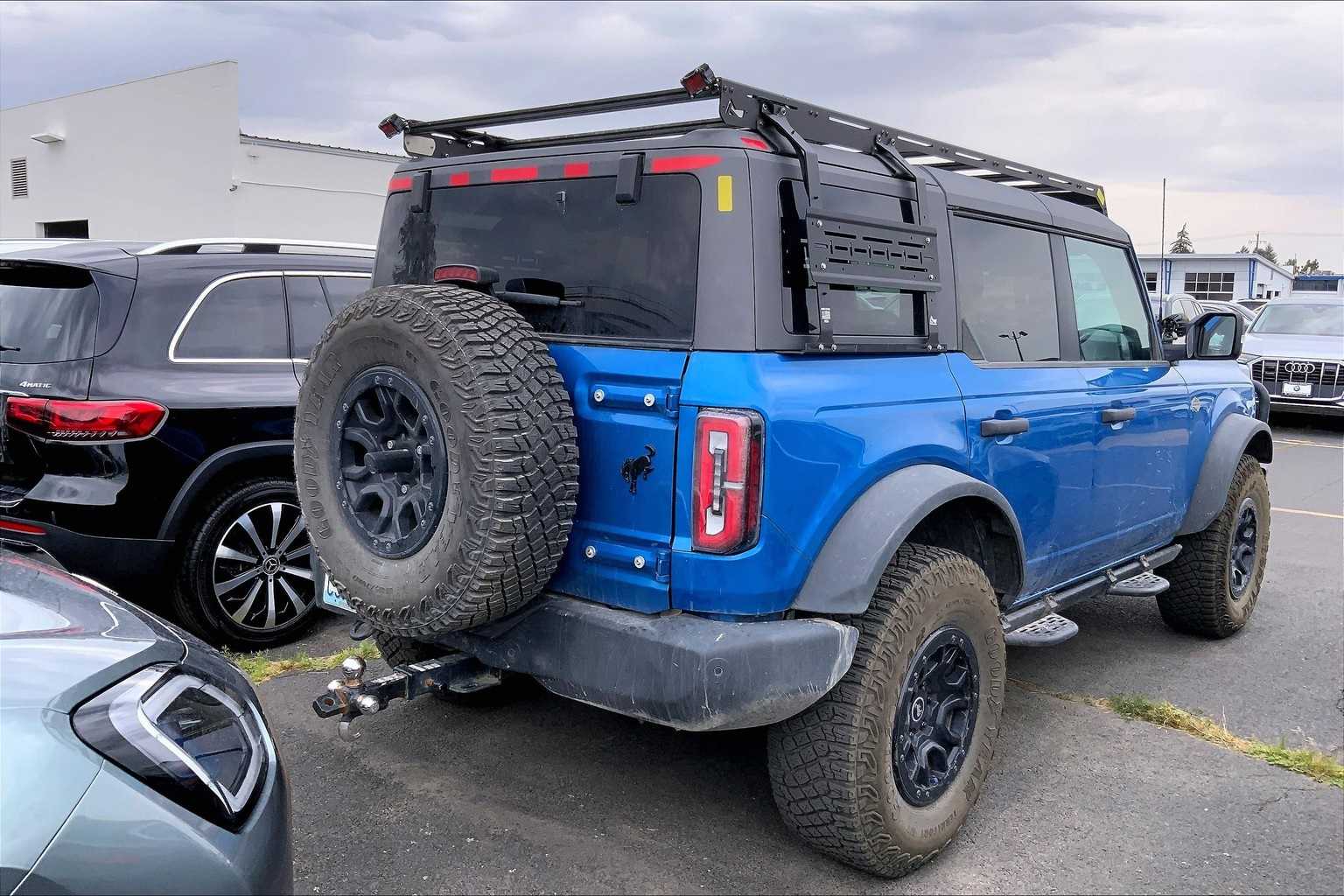 Thumbnail: 2023 Ford Bronco - 19