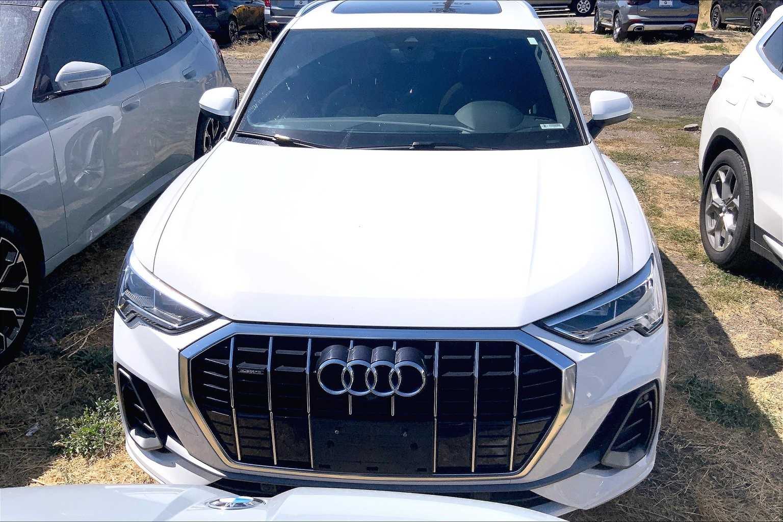 Thumbnail: 2020 Audi Q3 - 6