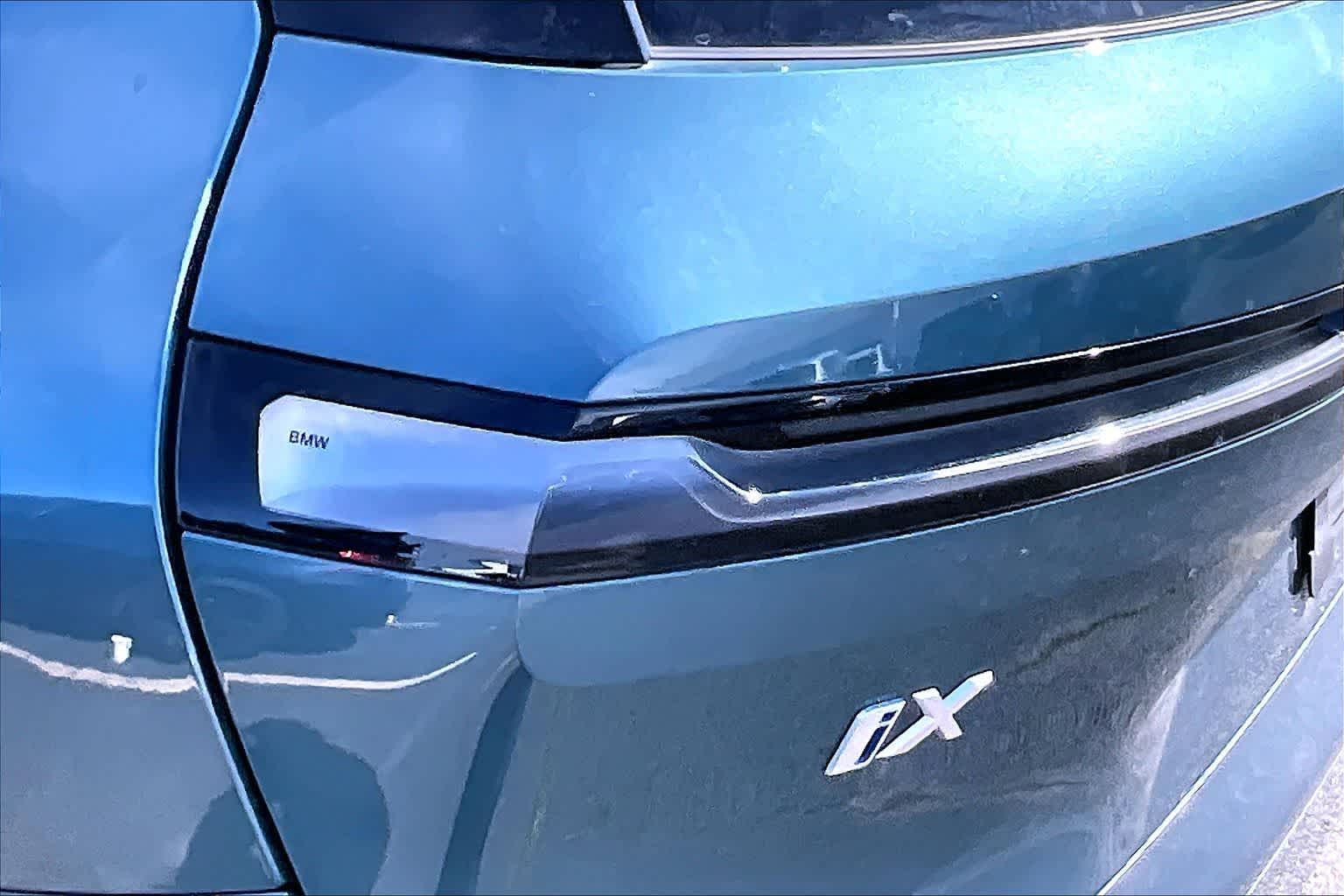 Thumbnail: 2025 BMW iX - 15
