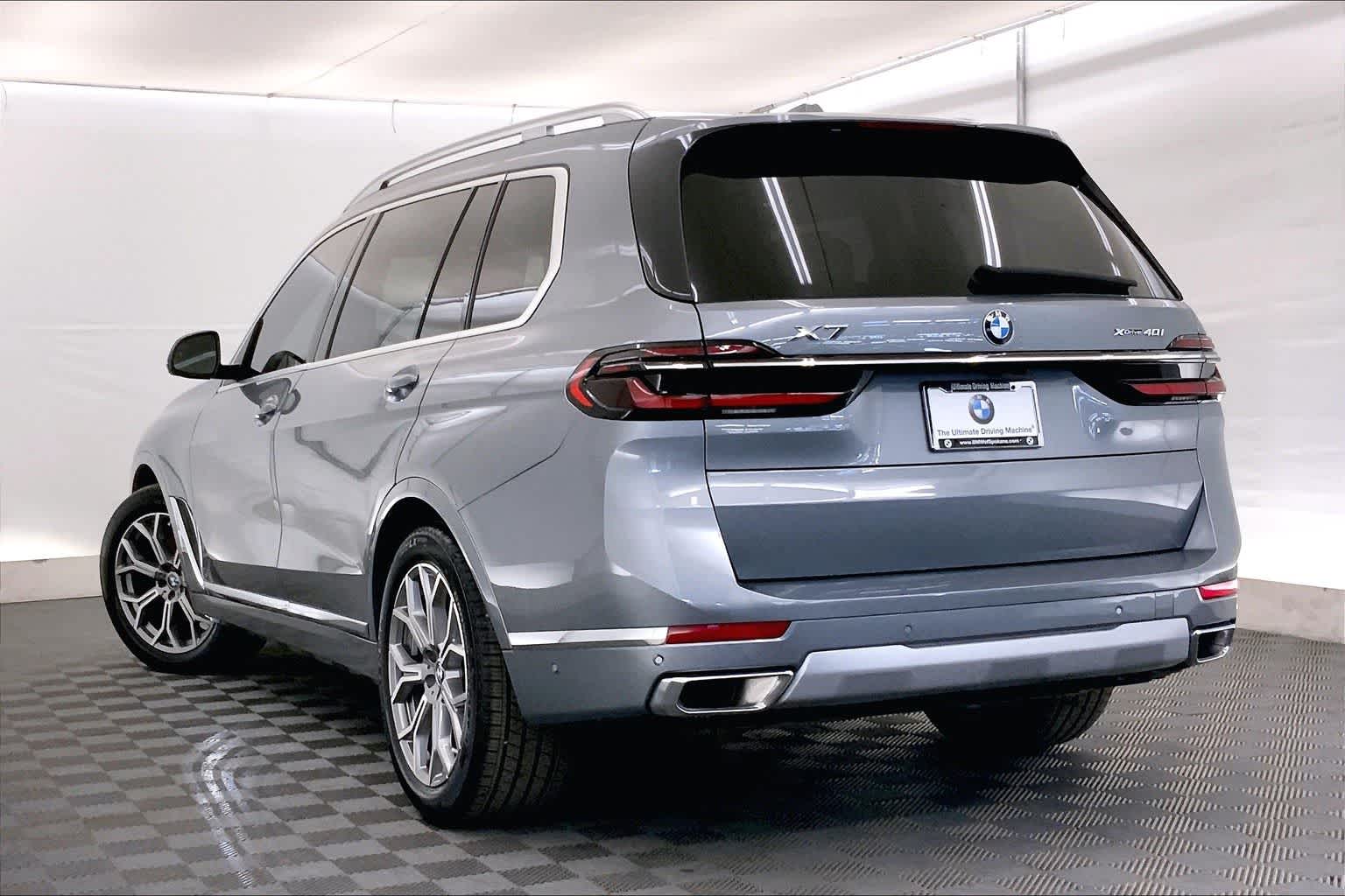 Thumbnail: 2024 BMW X7 - 4