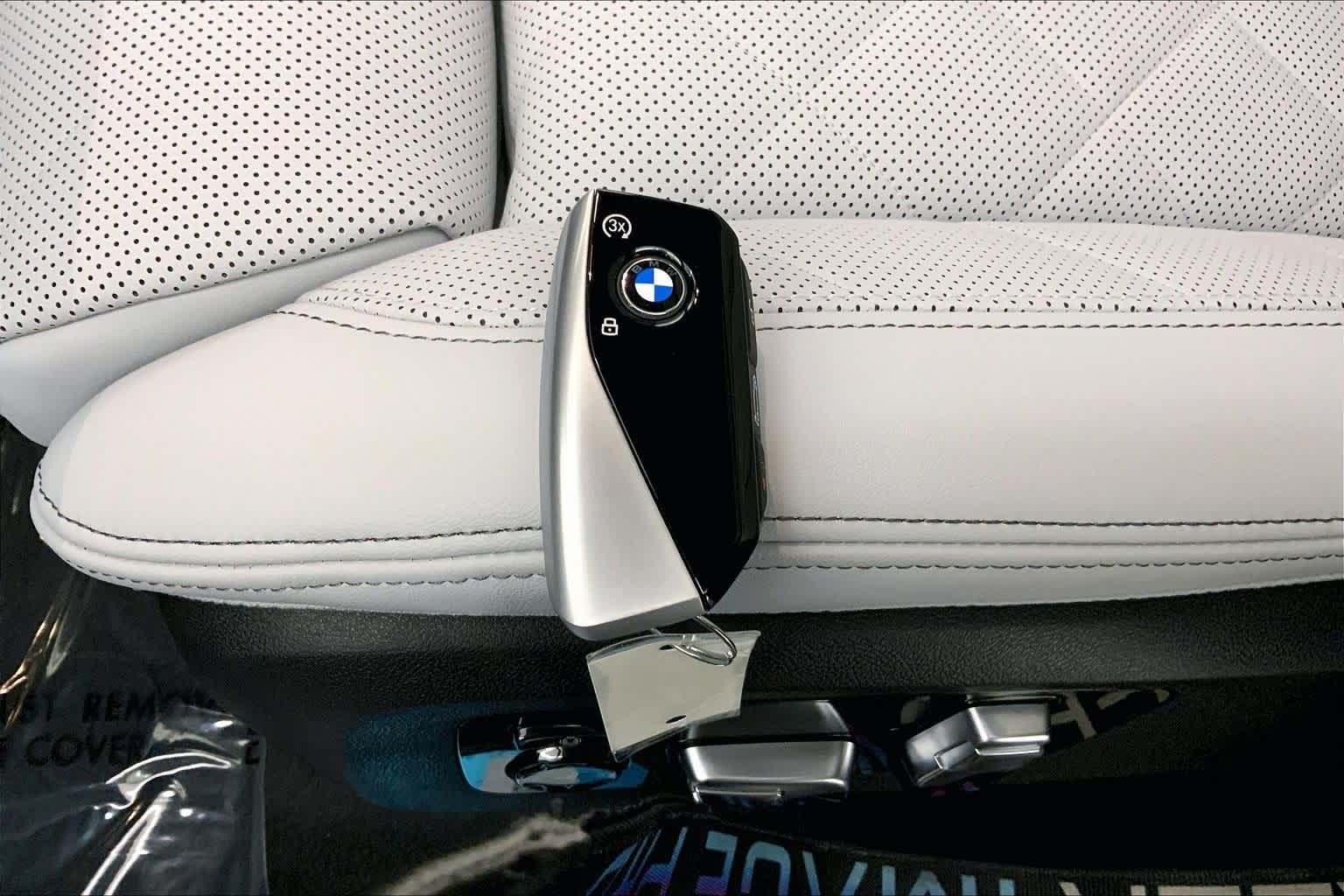 Thumbnail: 2026 BMW X7 - 20