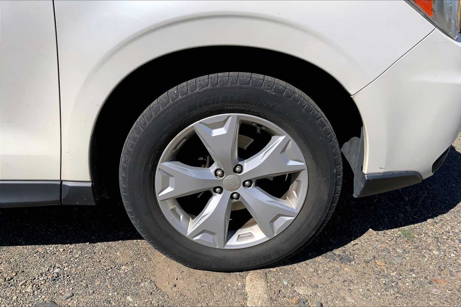 Thumbnail: 2014 Subaru Forester - 14
